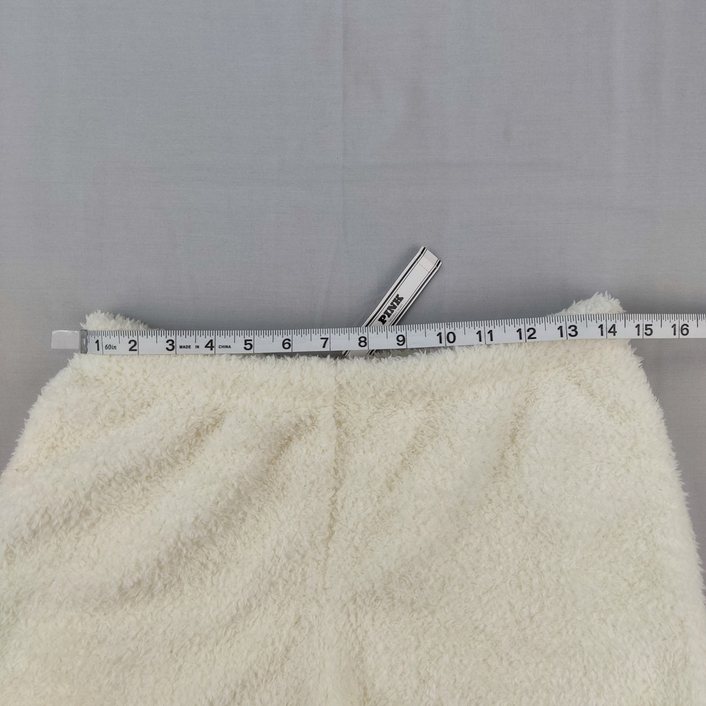 PINK Lounge Shorts Womens S White Faux Fur Fuzzy Sleep Pajama Cozy Plush Soft - Picture 4 of 4